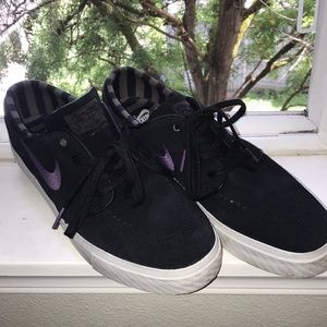 Nike Janoski’s